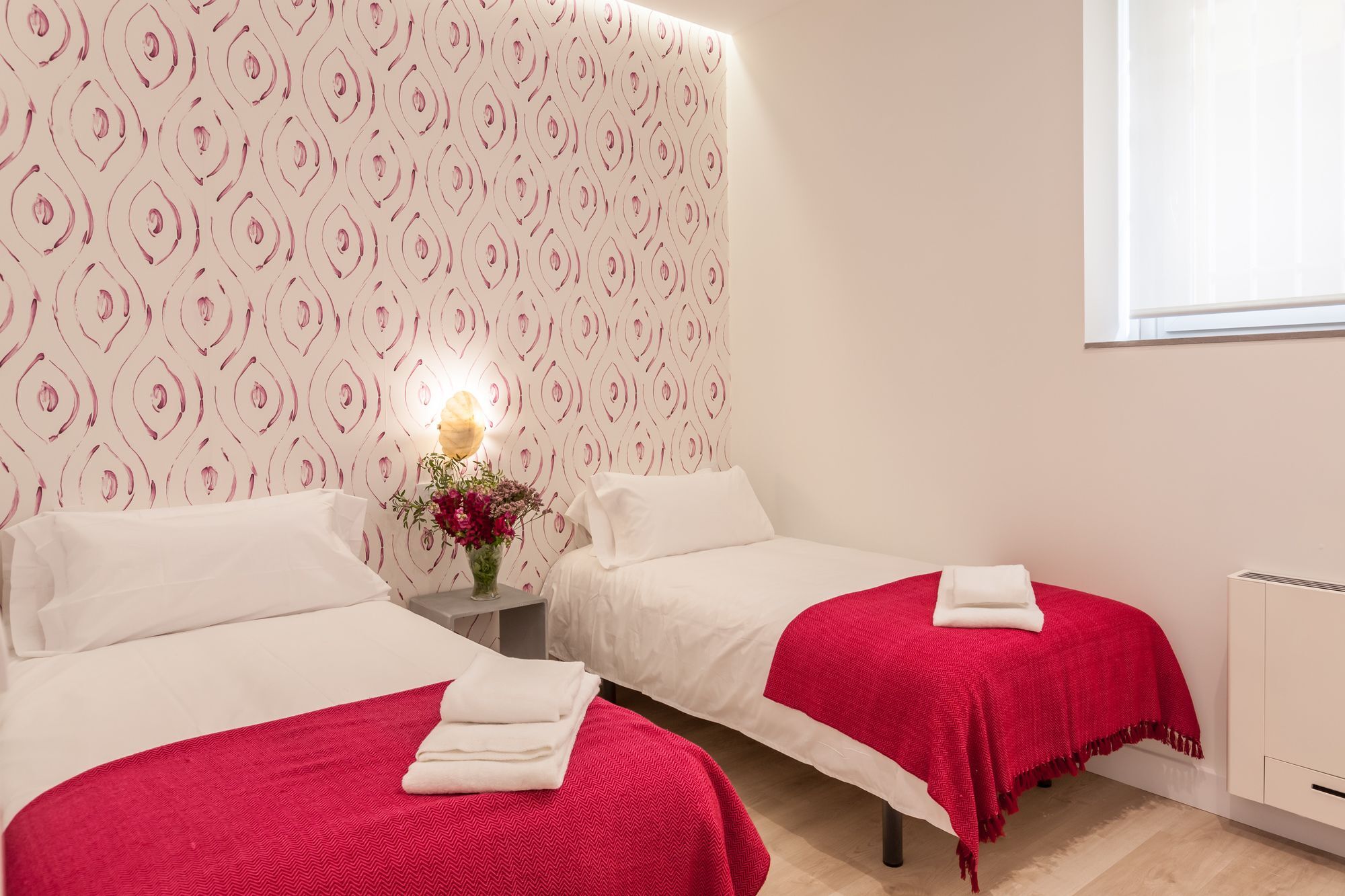 Apartamentos Rg Suites Jardines De Murillo Севиля Екстериор снимка